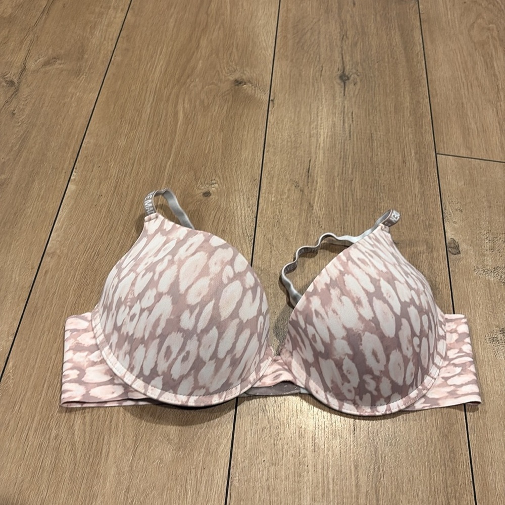 Seven Madden Bra Size 38C